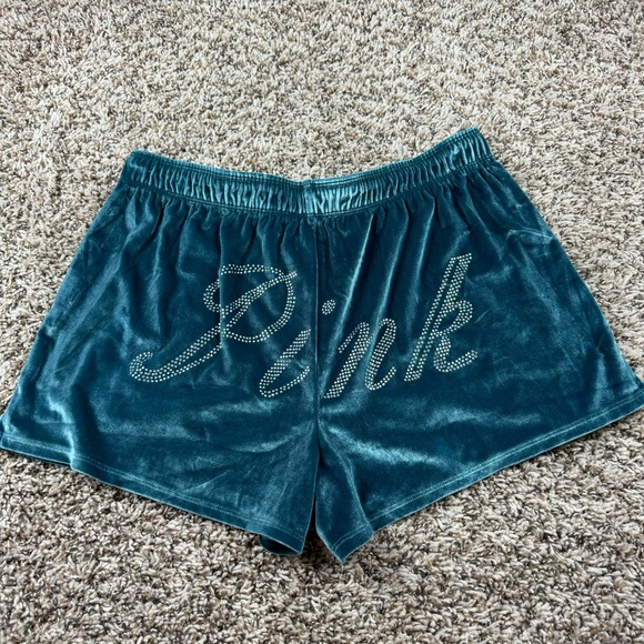 VS PINK VELVET BOXY SLEEP SHORTS - Picture 1 of 4